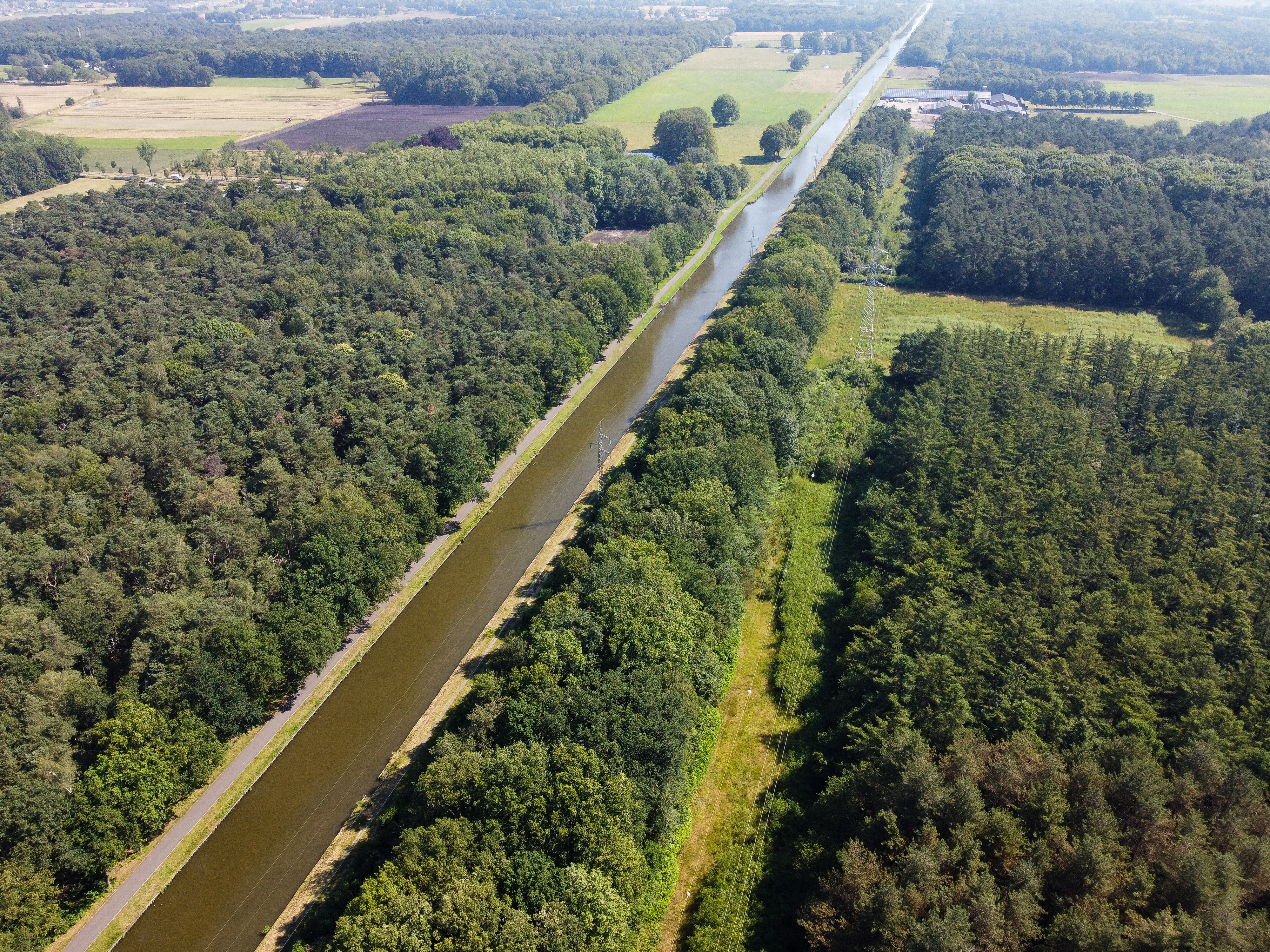 Bergeyckse Bossen met kanaal 