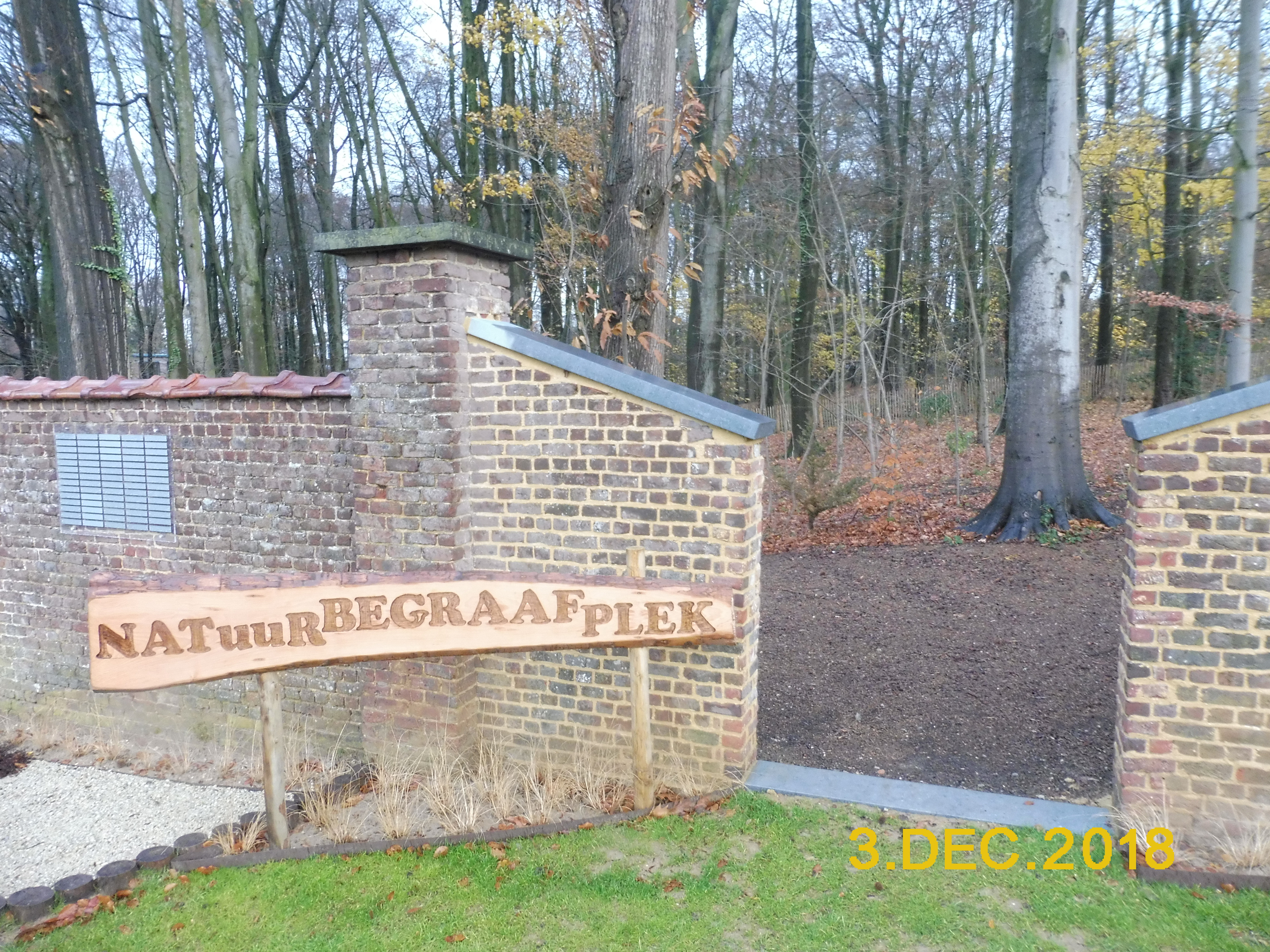 Ingang natuurbegraafplek Beersel