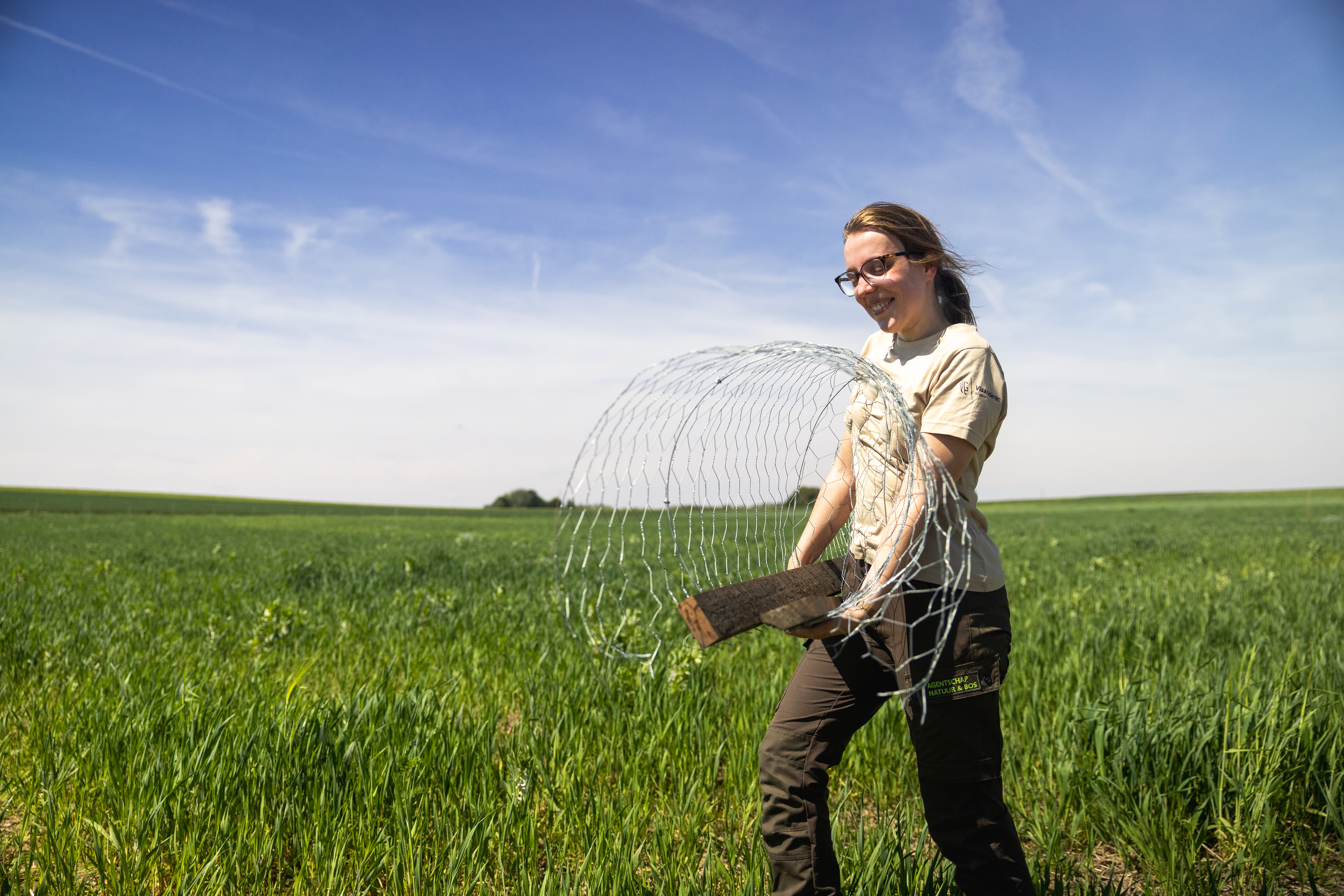 Cato Peiten op een veld